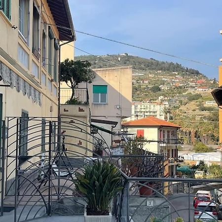 Casa Visconti, Bordighera, Vista Mare Luaran gambar